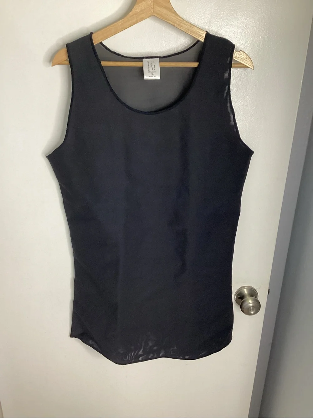 NWOT Black Scoop Neck Compression/Chest Binder Tank Top 2XL - Picture 1 of 9